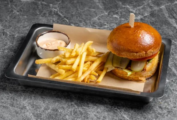 Barbekü Soslu Tavuk Burger