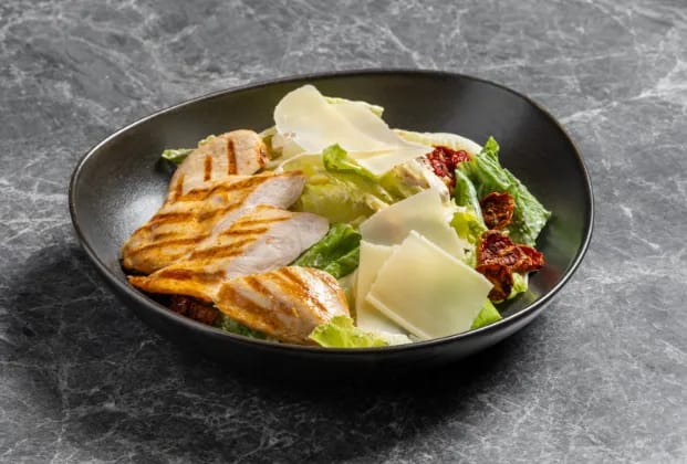 Tavuklu Sezar Salata