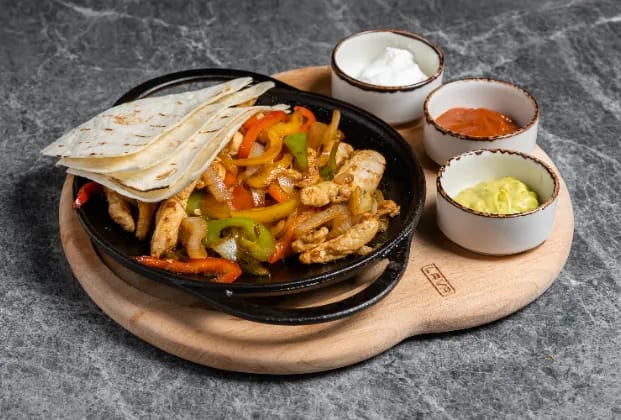 Tavuklu Fajita