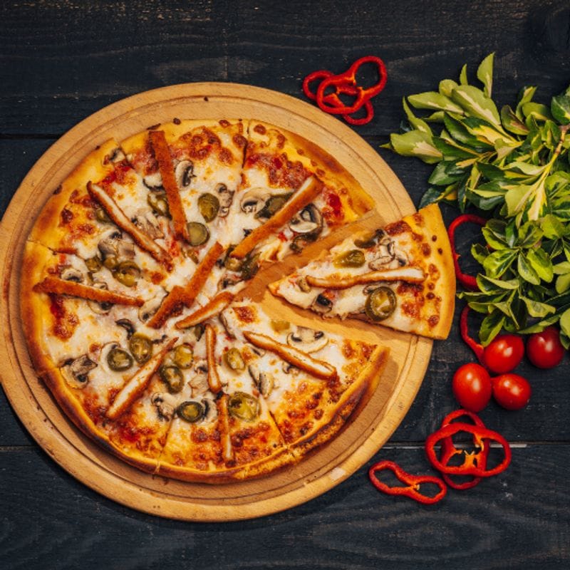 Schnitzel Tavuklu Pizza