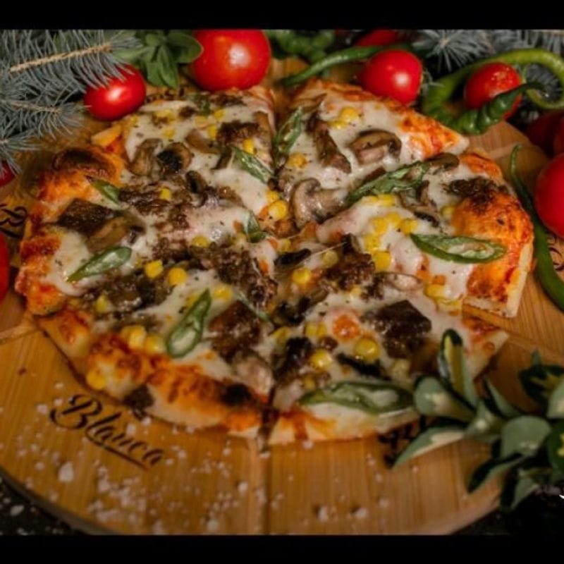Kavurmalı Pizza