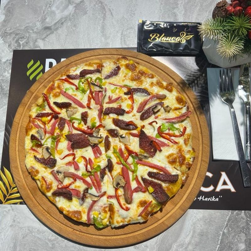 Karışık Sosisli Pizza