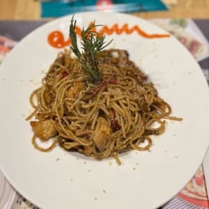 Tavuklu Noodle