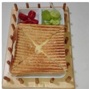 keyfi tost sucuklu