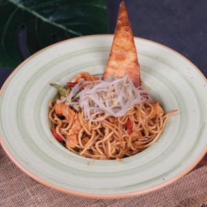 Tavuklu Noodle