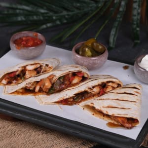 Tavuklu Quesadilla