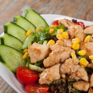 Tavuklu Salata
